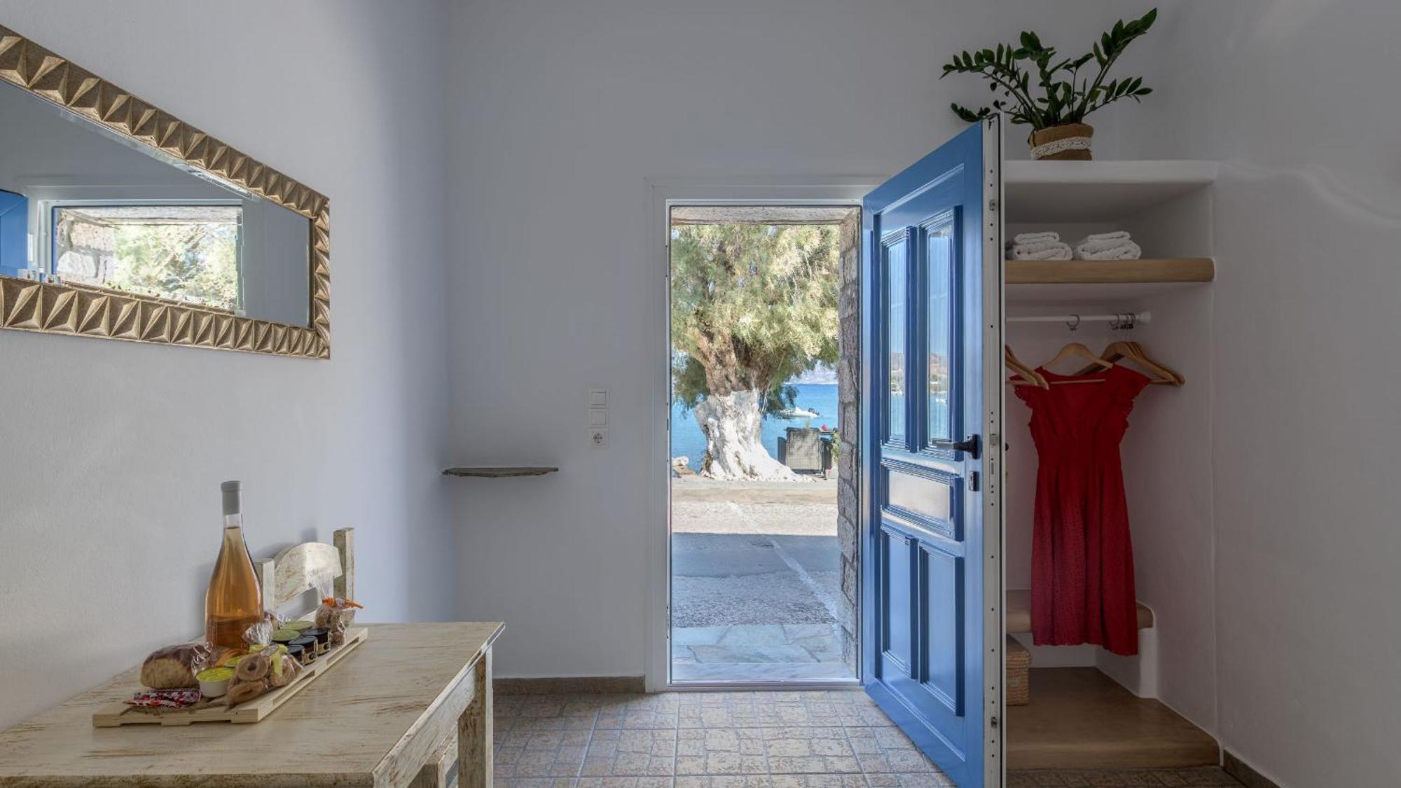 Floras Rooms Поллонія Екстер'єр фото