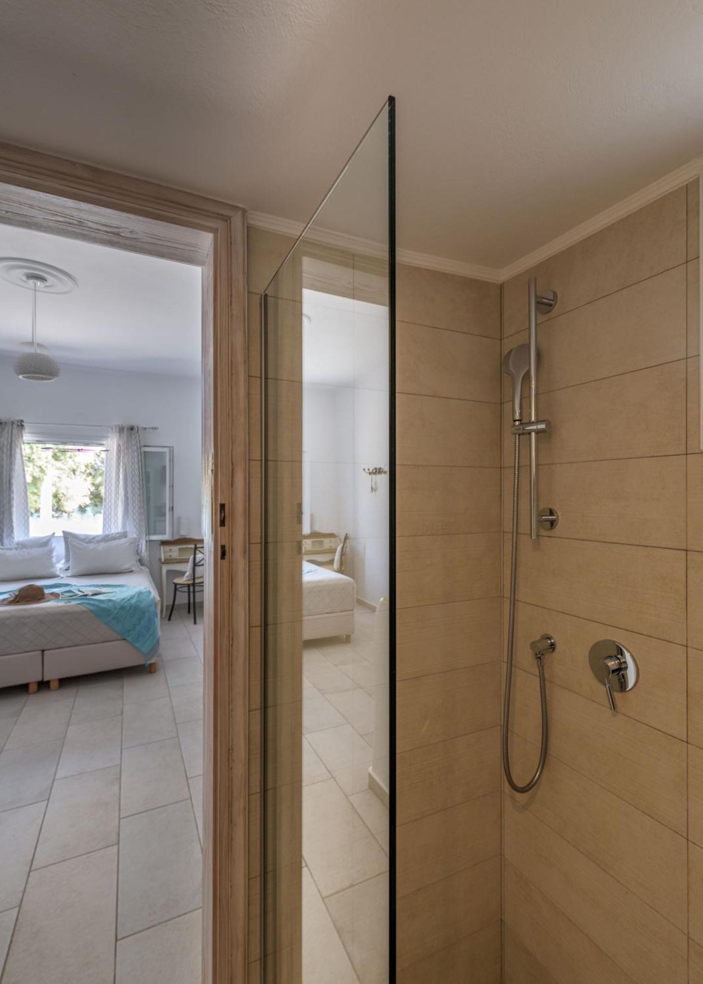 Floras Rooms Поллонія Екстер'єр фото