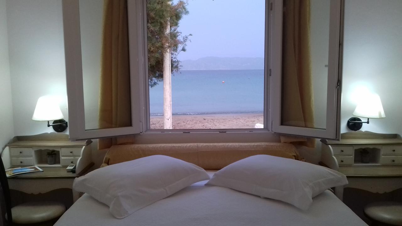 Floras Rooms Поллонія Екстер'єр фото